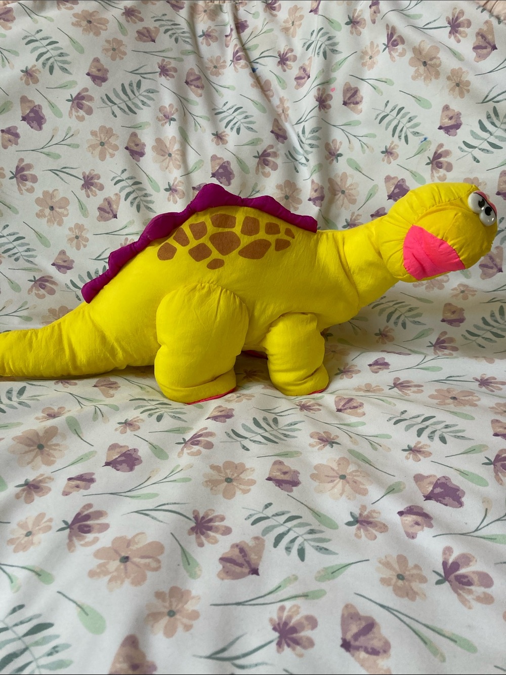 1992 Fisher Price Puffalump Yellow Roar Brontosaurus Dinosaur Plush 19” Works